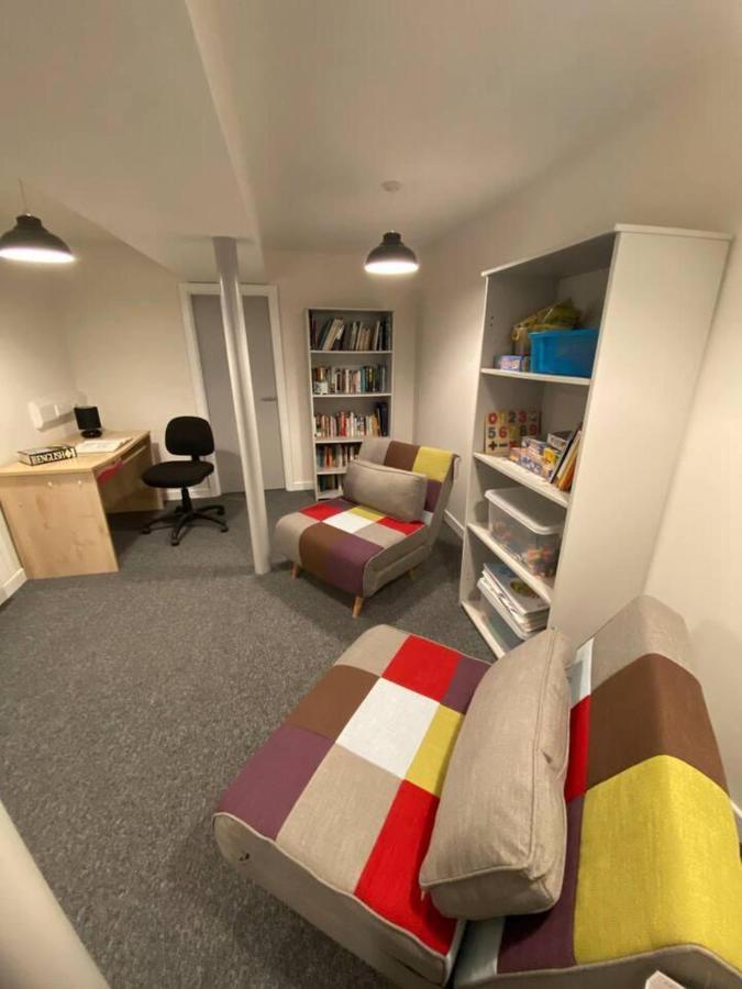 Town House In Ideal Location Central 에니스킬런 외부 사진
