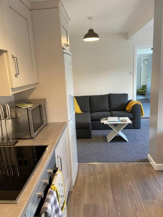 Town House In Ideal Location Central 에니스킬런 외부 사진